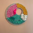 My project for course: Circular Weaving for Colorful Wall Decor Ein Projekt aus dem Bereich H, werk, Innendesign, Musterdesign, Weben, Weben und Textildesign von mer_anne_johnson - 20.03.2024