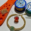 Meu projeto do curso: Bijuteria em crochê com arame Ein Projekt aus dem Bereich H, werk, Modedesign, Weben, DIY, Crochet und Textildesign von Marianela Freites Nela - 29.03.2024