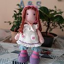 Mi proyecto del curso: Elaboración de muñecas amigurumi románticas. Een project van Craft, Speelgoedontwerp, Textiel, Haken, Amigurumi y Textielontwerp van softenas - 07.04.2024