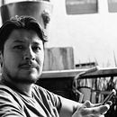  Fotografía de Retrato Grises con un Café. Un proyecto de Fotografía y Fotografía de retrato de Damian Martiarena - 30.04.2024