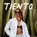 Tiento, scarves inspired by music. Un proyecto de Diseño, Fotografía, Diseño de complementos, Diseño gráfico, Packaging, Dibujo, Diseño de moda, Fotografía de moda, Fotografía de producto e Instagram de Ángela Secilla Granados - 05.05.2024