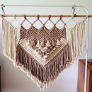 My project for course: Macramé: Tie Stories Together. Design de acessórios, Artesanato, Design de interiores, Decoração de interiores, Tecido, Macramê, e Design têxtil projeto de Gisela Santos - 15.05.2024