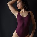 Mi proyecto del curso: Retoque fotográfico de moda y belleza con Photoshop . % Martín Lopvel tarafından hazırlanan Fotoğrafçılık, Fotoğraf Rötuşlama, Moda Fotoğrafçılığı, Portre Fotoğrafçılığı, Ve Dijital Fotoğrafçılık projesi - 05.16.2024
