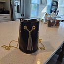 My project for course: Introduction to Leather Bag Design. Un projet de Création d'accessoires, Artisanat, St, lisme, Couture , et DIY de Kelly Calzadilla - 25.05.2024