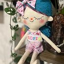 Il mio progetto del corso: Pupazzi di stoffa: design, confezione e creazione di contenuti. Arts, Crafts, To, Design, Social Media, Mobile Photograph, Product Photograph, Sewing, Instagram Photograph, Patternmaking, and Dressmaking project by Allison Raffo - 05.26.2024