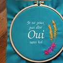 Broderie personnalisée pour une demande de temoin de mariage. Un projet de Broderie, Décoration, DIY, Créativité , et Artisanat de Cendrilène - 31.05.2024