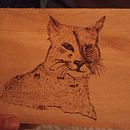 Mi proyecto del curso: Pirograbado en madera para principiantes. Un progetto di Artigianato, Illustrazione tradizionale e DIY di Mente Purpura - 08.06.2024