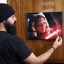 Retrato al óleo de Rosario Dawson (Ahsoka Tano). Un projet de Peinture à l'huile, Peinture, Dessin de portrait, Illustration traditionnelle, Beaux Arts , et Dessin réaliste de Luis Mora - 05.04.2024