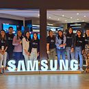 D2C Stores Project for Consumer Electronics Brand. Een project van Retailontwerp,  Br, ing en identiteit y Marketing van Karina Arteaga - 18.09.2024