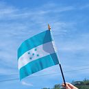Dia de la Bandera Hondureña. Un progetto di Multimedia di nohelia_funez - 01.09.2024