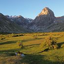 El Bolsón. Photograph, Stor, telling, and Color Theor project by Alvaro Blanche - 09.26.2024