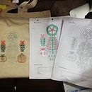 Mi proyecto del curso: Teoría del color para proyectos textiles. Un projet de Broderie, St, lisme , et Théorie des couleurs de G C - 22.10.2024