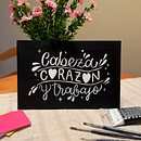 Falsa pizarra con acrílico. Ein Projekt aus dem Bereich H, Lettering und Lettering von Paula Varona - 08.11.2024