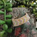 My project for course: Beaded Jewelry Design: Weave Elegant Patterns. Un progetto di Design di accessori, Artigianato, Fiber Art e Design di gioielli di madeleine.j.cooper - 18.11.2024