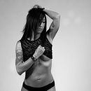 ELLA. Un proyecto de Fotografía digital, Iluminación fotográfica, Fotografía, Fotografía de retrato y Fotografía de estudio de Sonia Fernandez Rodriguez - 07.12.2024
