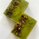 Moringa Artesanal Soap. Arts, and Crafts project by Douglas Souza - 12.19.2024