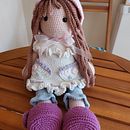 Muñeca. Projekt z dziedziny Amigurumi, Craft, Sz, dełkowanie,  Tkactwo, Wzornictwo tekst, liów i Projektowanie zabawek użytkownika Daniela Alvarado Agurto - 22.12.2024