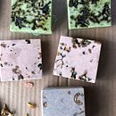 Projeto final para curso de sabão iniciante. Un projet de Beaux Arts , et Artisanat de marisnake - 25.12.2024