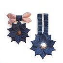 Upcycled Denim Flower Medals. Un proyecto de Diseño textil, Upc, cling, Diseño de jo y as de Svetlana Faulkner - 23.01.2025
