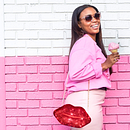 Rhinestone Lip Bag. Un projet de Artisanat de Andie Stevenson - 31.01.2025