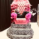Queen’s throne for a theatre show Ein Projekt aus dem Bereich Produktdesign, Tischlerei, Upc, cling, H, werk, DIY, Design, Kreativität und Dekoration von Innenräumen von Markéta Wright - 05.02.2025
