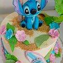 Stitch. Een project van Taartdecoratie van carolina pesce - 06.02.2025