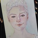 Final project portrait drawing with colored pencils.  Ein Projekt aus dem Bereich Zeichnen mit Buntstiften, Zeichnung, Porträtzeichnung und Sketchbook von cbgmc3 - 16.03.2025