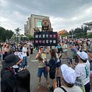Sculpting Protest with Humor 用幽默雕塑抗議. Un projet de Artisanat, Conception de personnages, Beaux Arts , et Sculpture de Rasaid Tsang - 05.05.2025