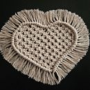 Tapete corazón Ein Projekt aus dem Bereich Dekoration von Innenräumen, Erweiterungsentwicklung, Innendesign, Makramee, Weben und Textildesign von Tatiana Polito - 14.05.2025
