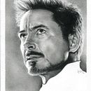 Ironman - Lápiz grafito. Un proyecto de Ilustración tradicional, Dibujo, Bellas Artes, Dibujo a lápiz, Dibujo de Retrato, Dibujo artístico y Dibujo realista de Jose Luis Rugilo - 15.05.2025