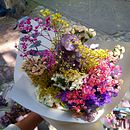 Flores eternas. Projekt z dziedziny Kompoz i cje kwiatowe i botaniczne użytkownika carlintrujillo11_1 - 22.05.2025