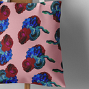 Delicate Danger. Design de moda, Estampagem, e Pattern Design projeto de sarah_ramirez22 - 23.05.2025