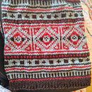 Navajo Cowl by Jenniger Berg, knitted by me Ein Projekt aus dem Bereich Erweiterungsentwicklung, DIY, Modedesign, Weben, Stricken und Textildesign von sheilaevers - 25.05.2025