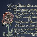 A Love Poem in Gold. Un progetto di Calligrafia di Shoshi Pearkes - 02.06.2025