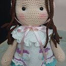 Lily Ann <3 - Muñeca Estilo Romántico de Tutitas. Un projet de Amigurumi, Artisanat, Crochet, Art textile, Design textile , et Conception de jouets de Alejandra Perales Arreozola - 24.06.2025