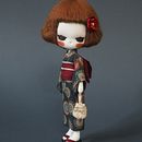 Kimono Doll. Un proyecto de Artesanía, DIY, Diseño de personajes, Creatividad, Tejido, Costura, Crochet y Art to de Yeo Mei Ying - 27.07.2025