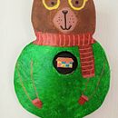 De Bruine beer van Breginj. Un proyecto de Art to, Diseño de juguetes, Diseño de personajes, Creatividad con niños e Ilustración tradicional de Marieke Bosnjak-Bavelaar - 29.07.2025