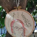 Embroidery on photo-Portrait  . % kostaki_anna tarafından hazırlanan Nakış, Kendin Yap, Baskı, Fotoğrafçılık, Ve Tekstil Tasarımı projesi - 08.19.2025
