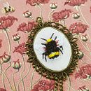 Iniciando en el needle painting @solensirius.bordados. Projekt z dziedziny  Haft, Projektowanie biżuterii, Wzornictwo tekst i liów użytkownika sofiablancolescano - 26.08.2025