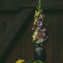 Still life with bouquet and vegetables. Un projet de Photographie de Jakub Špaček - 26.08.2025