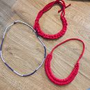 Le mie prime collane in corda . Un proyecto de Artesanía, Diseño de jo, as, Macramé y Diseño textil de Alessia Gigli - 08.09.2025