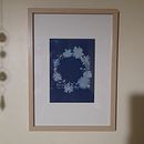Couronne florale en cyanotype . % FLORENCE BOYER tarafından hazırlanan Güzel sanatlar, Yaşam Tarzı Fotoğrafçılığı, Ve Sanat ve El Sanatları projesi - 10.09.2025
