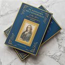 El Fantasma de Canterville — Una Relectura Editorial Contemporánea Ein Projekt aus dem Bereich Verlagsdesign, Design, Digitales Design, Digitale Illustration und Editorial Illustration von Andrea del Pilar Villada - 16.10.2025