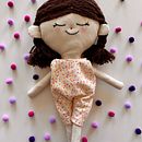 Eve. Criatividade, Costura, e Design de personagens projeto de Bibian Baez - 23.10.2025