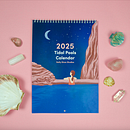 Tidal Pools Calendar. Ilustração digital, Desenho, Design gráfico, Design, Criatividade, Decoração de interiores, Desenho digital, Design digital, Interiores, Fotografia do produto, Desenho tipográfico, e Desenvolvimento de portfólio projeto de Charlotte Skerratt - 31.10.2025