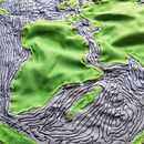 El mundo es un pañuelo. Un proyecto de Diseño textil y Artesanía de Maria Rubio - 26.01.2026