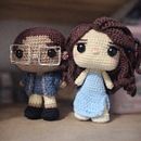Amigurumis personalizados para un regalo de aniversario. Un progetto di Amigurumi, Artigianato, Uncinetto, Fiber Art, Textile Design e Design di giocattoli di Daniela Fabiola Zegarra Reyes - 29.01.2026