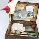 Story of a Clown . Seni, Kerajinan, Dan Desain Grafis proyek oleh Giulio Artioli - 01.30.2026