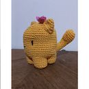 Gato manzana. To, Design, Arts, Crafts, Fiber Arts, Crochet, Amigurumi, and Textile Design project by susanadevita43 - 02.08.2026