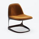 ROO_sidechair. Un progetto di Design e creazione di mobili, Design industriale e Product design di Moe Warrad - 22.04.2026